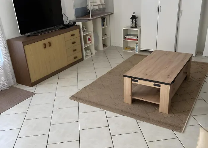 Gite Le Paradis Vakantiehuis Pern